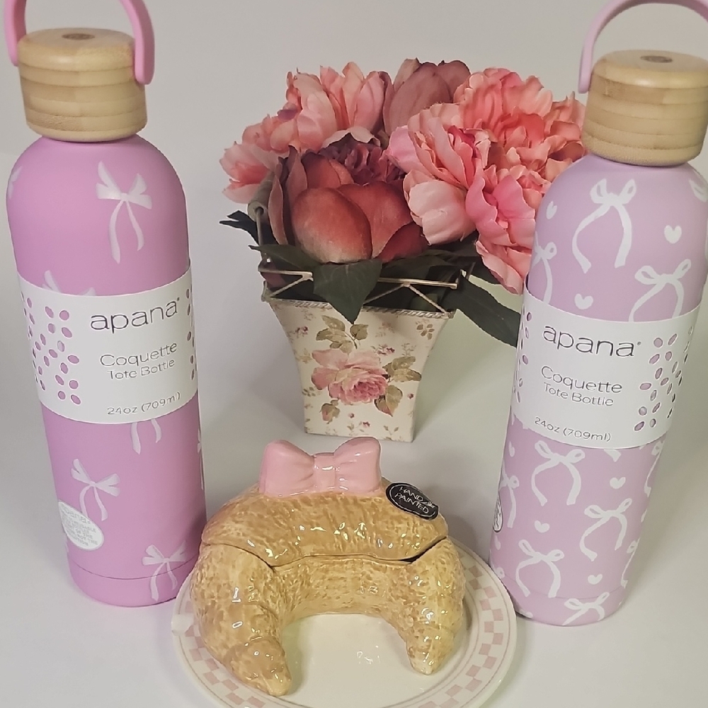 Apana Pink Floral Water Bottle Set And Viral Bow Croissant Trinket Plate